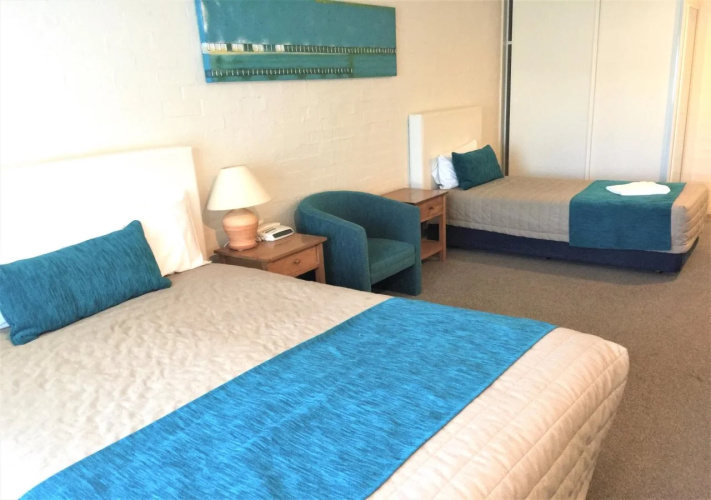Mollymook Shored Hotel