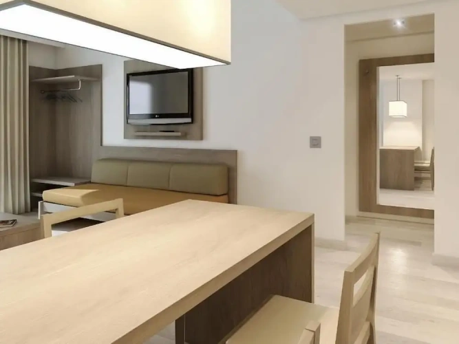 1 Bedroom Apartment with balcony