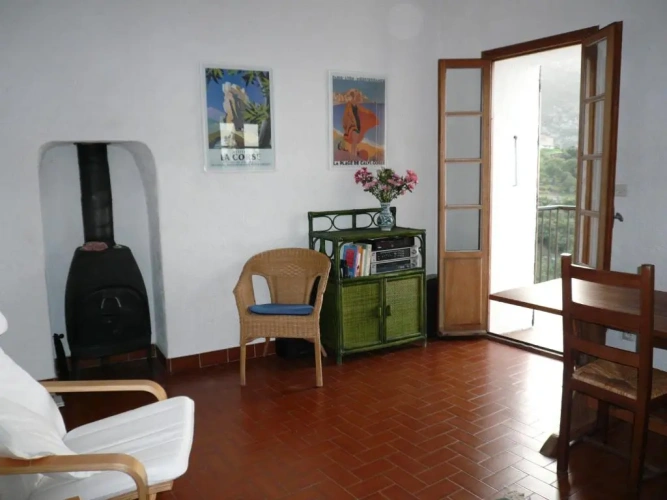2 Bedrooms Cottage