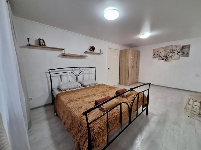 Фотография номера квартиры Rooms Apartments (Румс Апартментс) на улице Зорге
