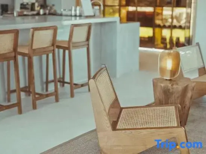 YinLan Hotel