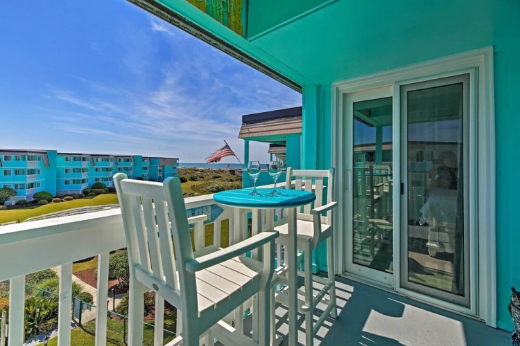 2 Bedrooms Apartment with balcony