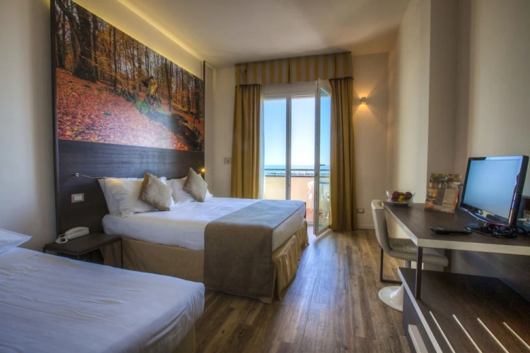 Superior Triple room with balcony