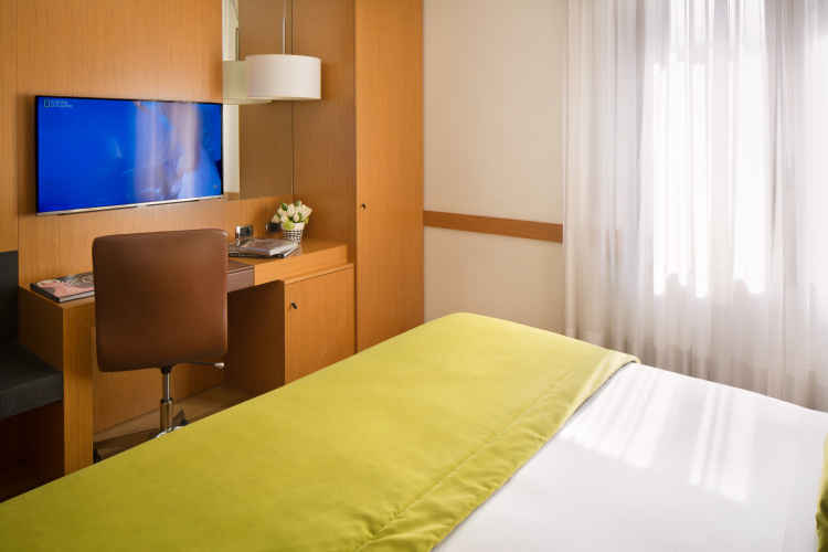 Starhotels Tourist photo 9