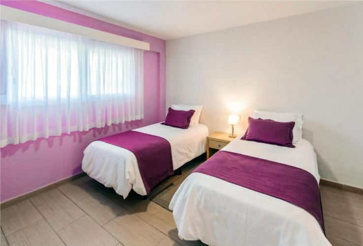3 Bedrooms Apartment