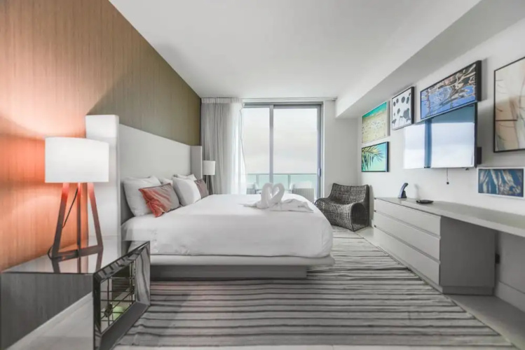 Luxury Beachfront Condo