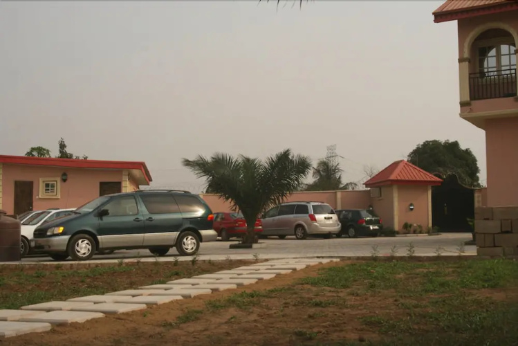 Esado Suites and Conference Alagbado