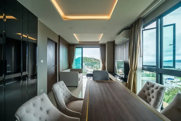 Mida Grande apartment by Lofty