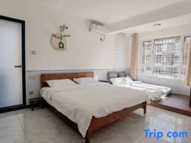 3 Bedrooms Comfort Suite with city view