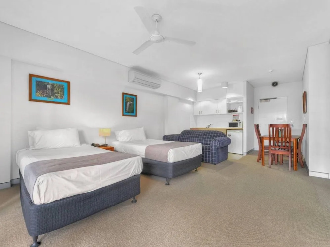 Motel on Gregory