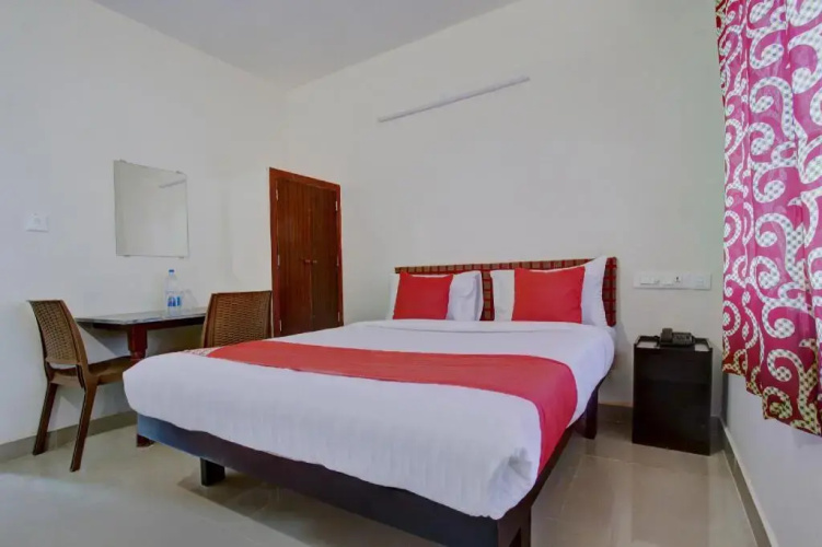 Century Park by OYO Rooms