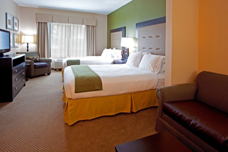 Quadruple Suite