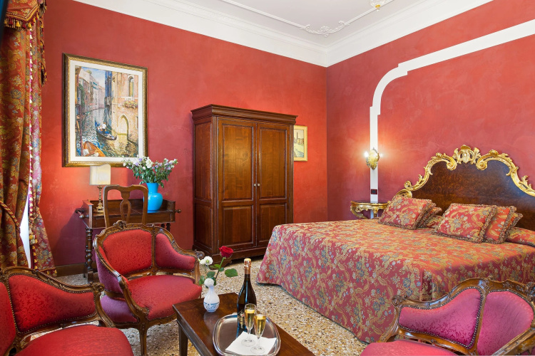Hotel San Cassiano Residenza Depoca Ca Favretto photo 10