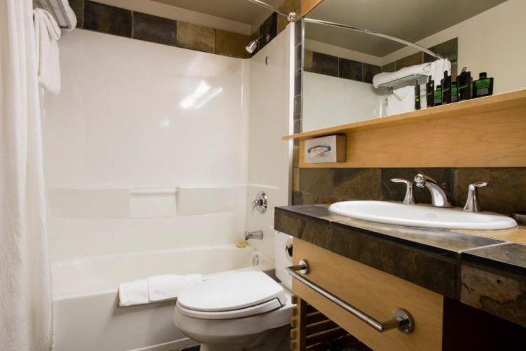 Deluxe Quadruple room with mountain view