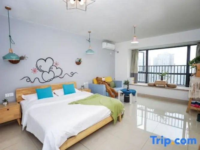 Standard Double room with city view