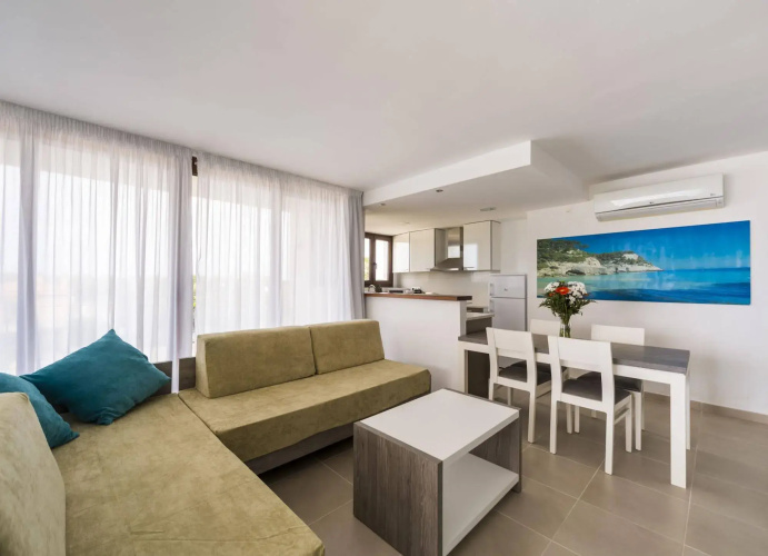 Caprice Skyline Aparthotel