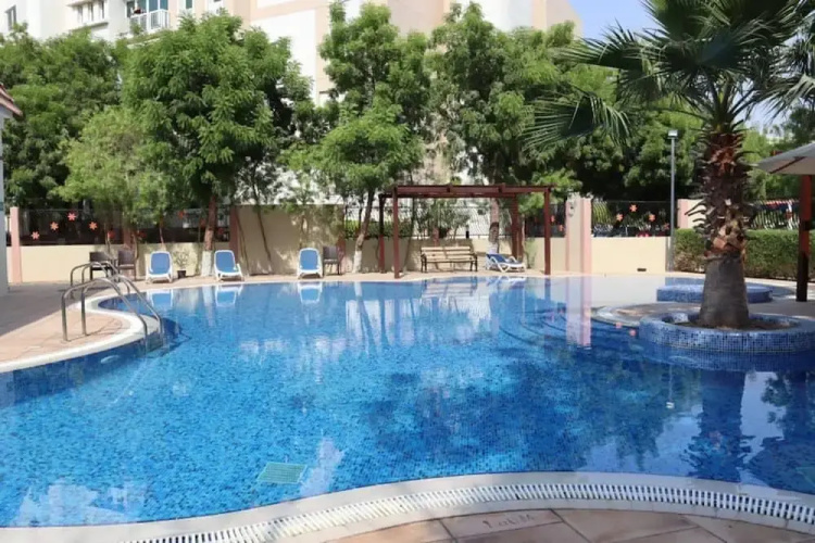 Stunning Studio With Balcony And Free Parking