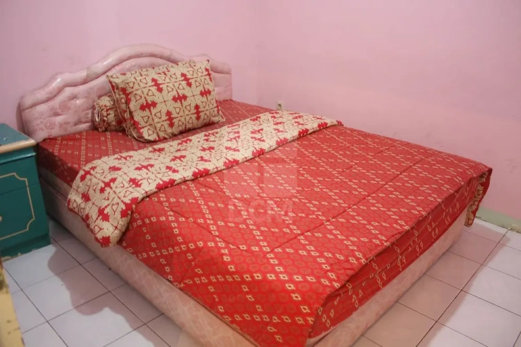 5 Bedrooms Villa