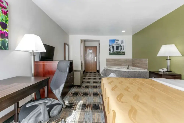 Quality Inn