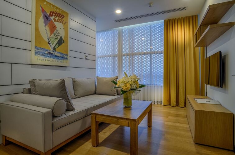 Tav Airport Hotel Izmir Over view