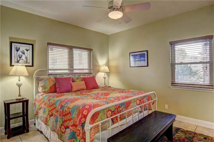 Aransas Palms - 4 Br home by RedAwning