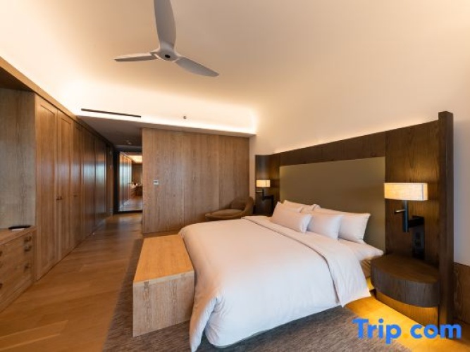 Double Suite with lake view