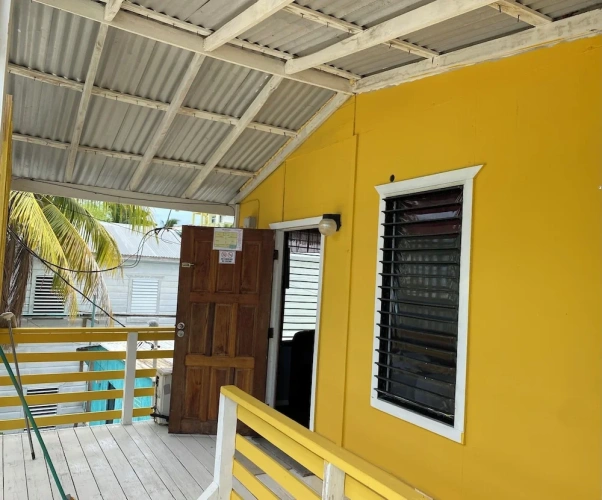 2 Bedrooms Comfort Apartment with balcony and with sea view