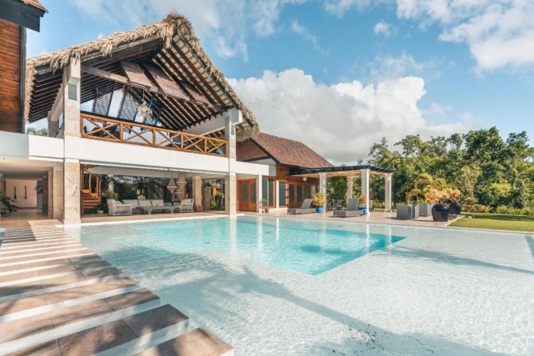 Deluxe Villa
