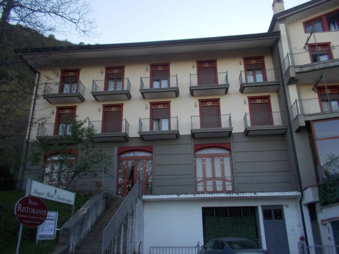 Royal Hotel Montevergine