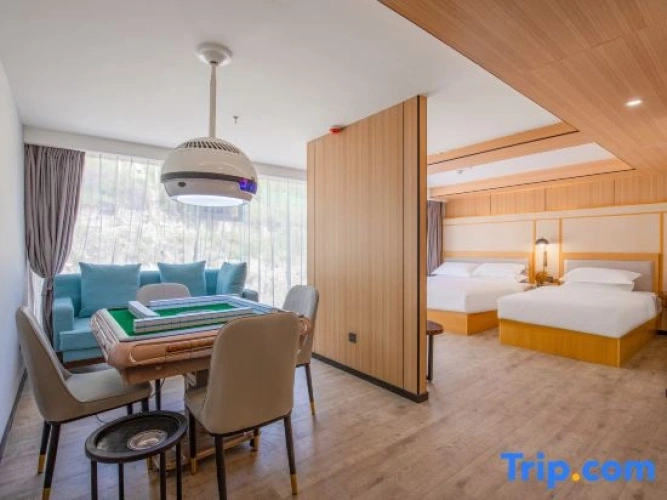 Executive Attic Suite