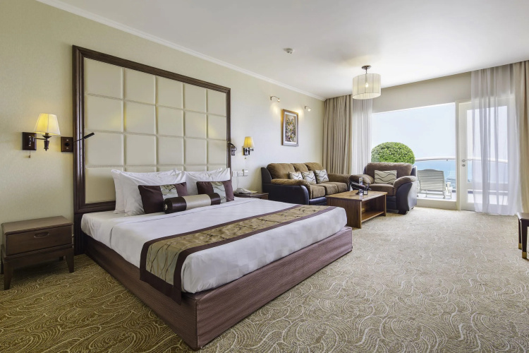 Sea Links Beach Hotel