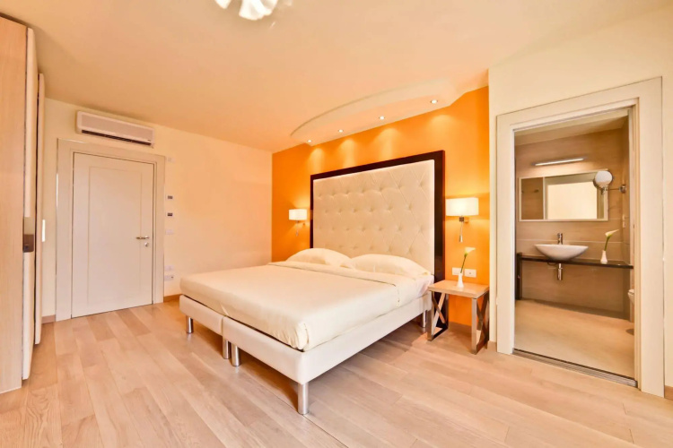 Hotel Kristal Palace - Tonelli Hotels - Adult Friendly