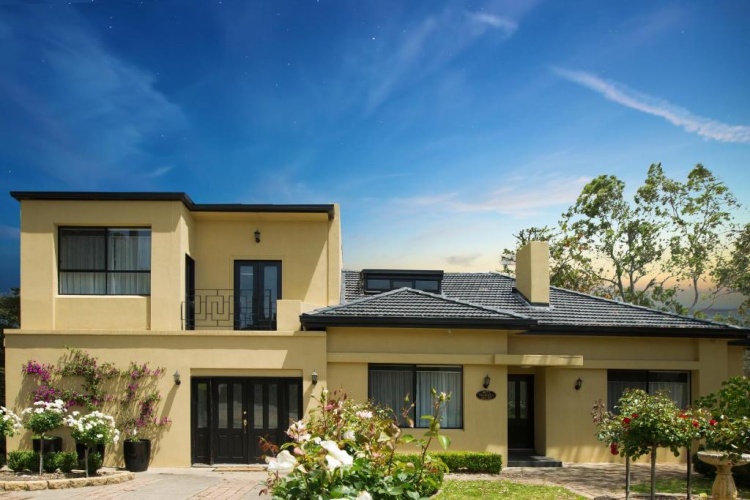 5 Bedrooms Cottage