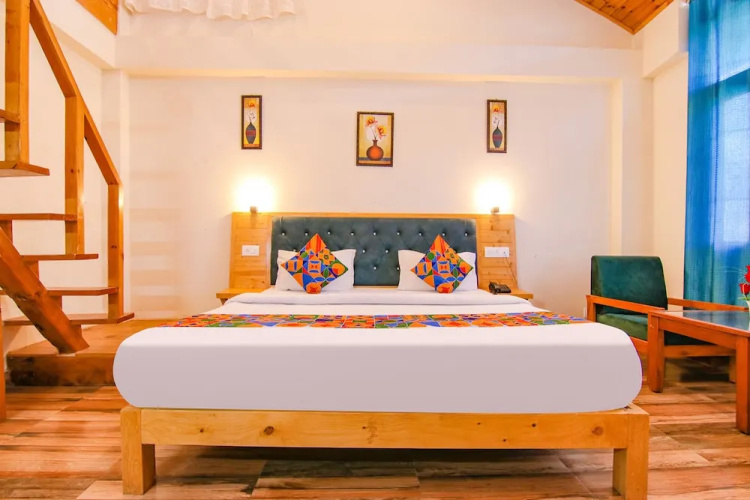 Fabhotel Hillside View
