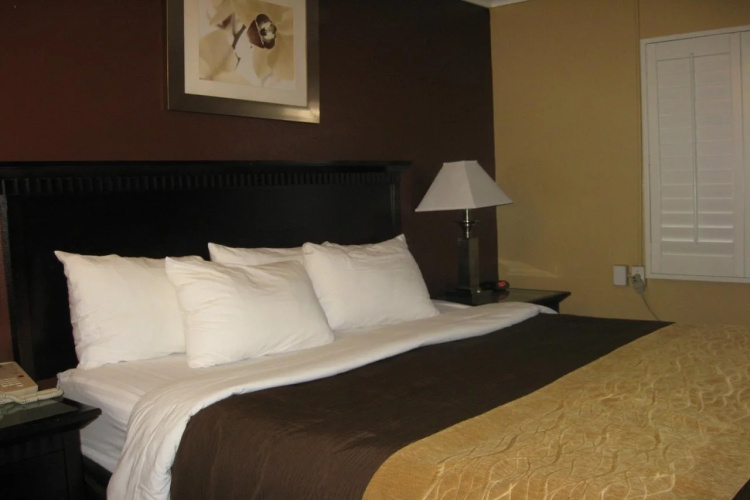 Hotel Hwood