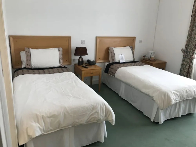 Taylors Hotel