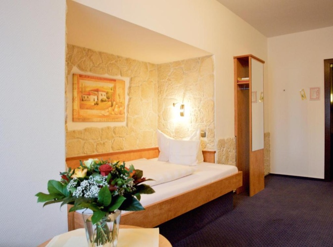 Standard Single room