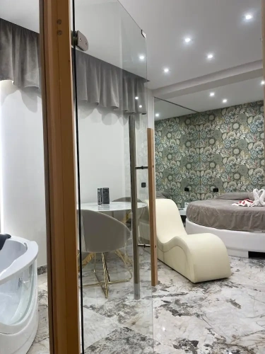 Luxury Suite