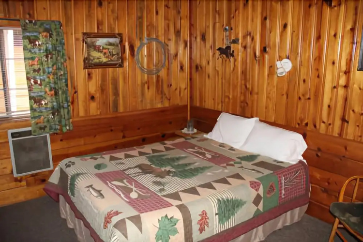 Hidden Rest Cabins & Resort