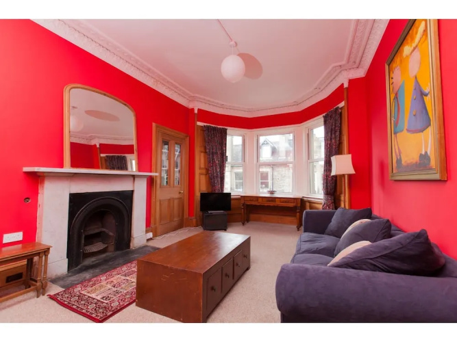 6BR Victorian 2 Story Tenement for 11