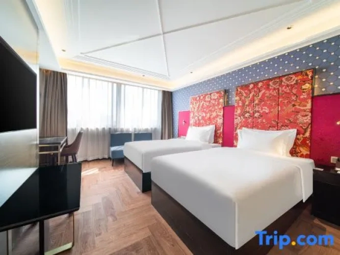 Superior Triple Suite