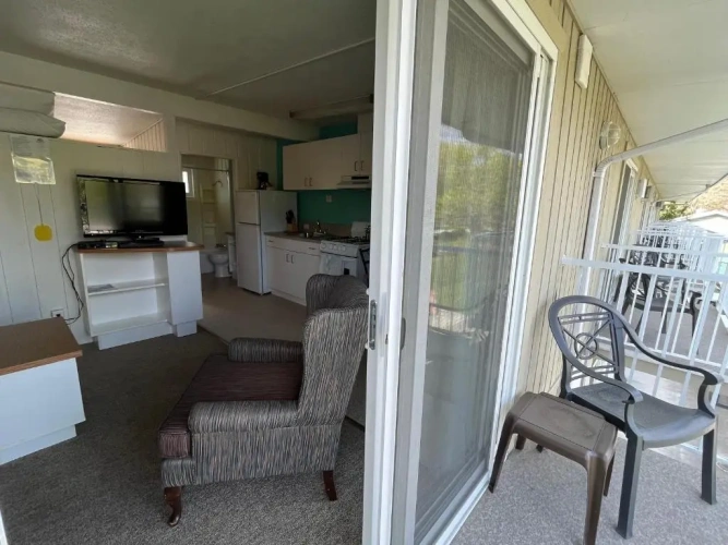 Standard Family room with lake view