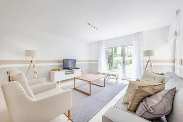 3 Bedrooms Townhouse