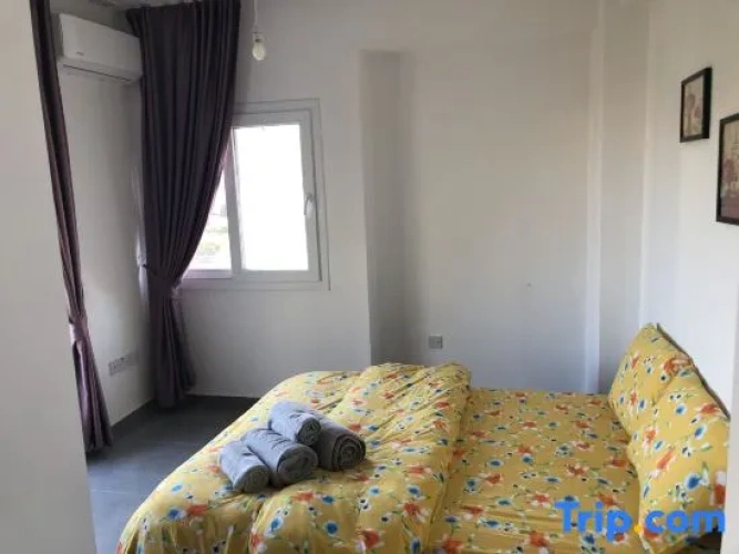 3 Bedrooms Apartment
