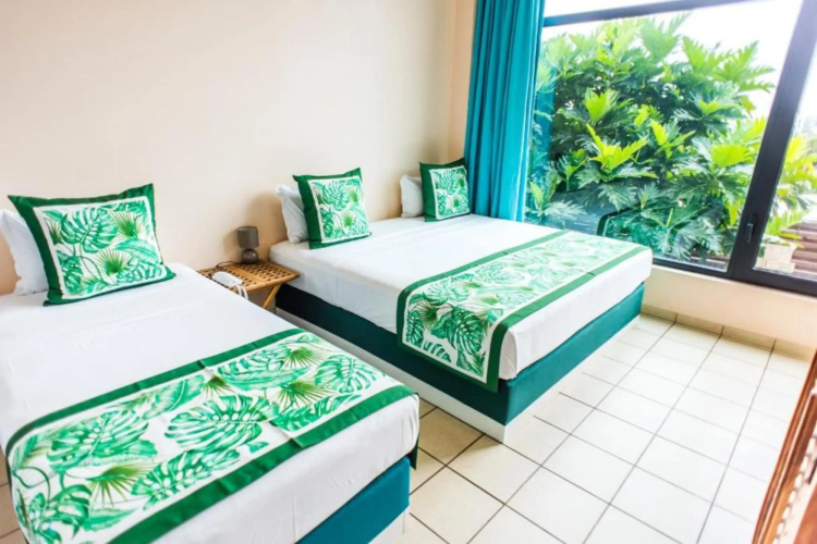 Tahiti Airport Motel