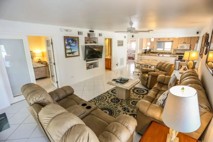 4805 Estero Blvd.