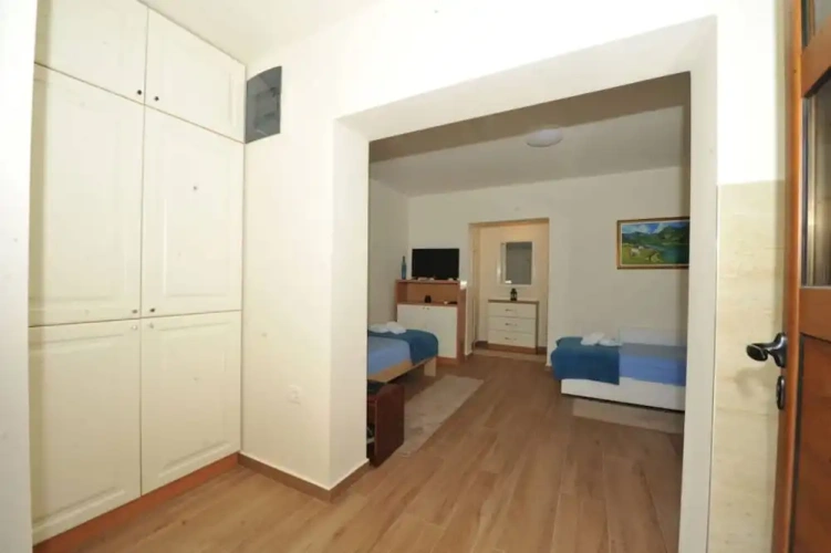 1 Bedroom Comfort Triple Apartment with partial ocean view
