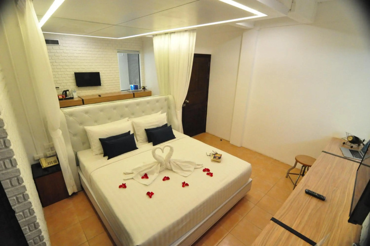 Forty Winks Phuket