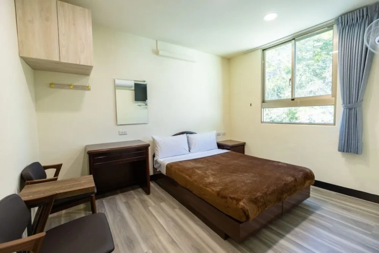Classic Triple room with mountain view