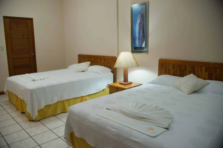 Banana Palms Hotel